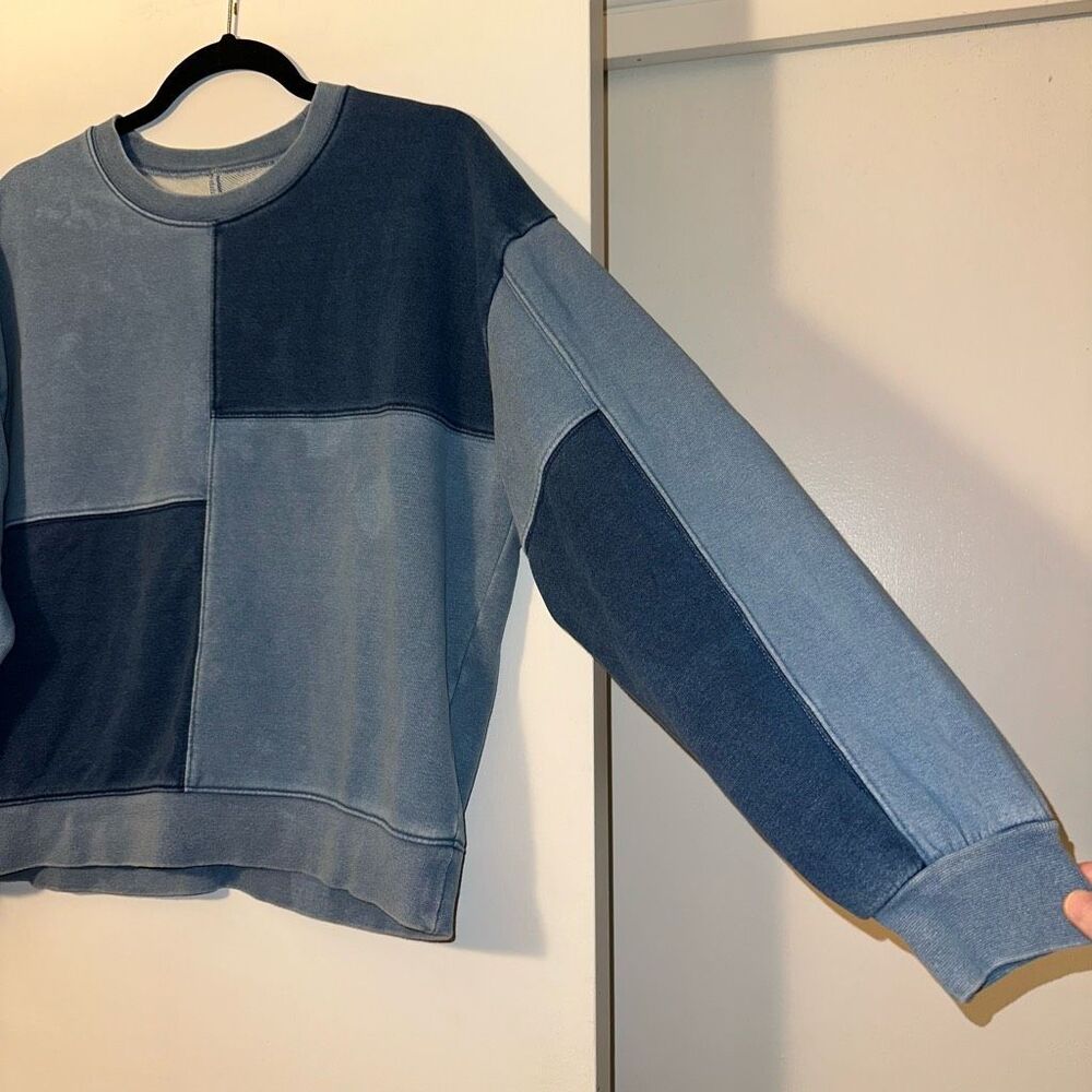 Madewell Medium Indigo-Dyed Patchwork Sweatshirt … - image 4